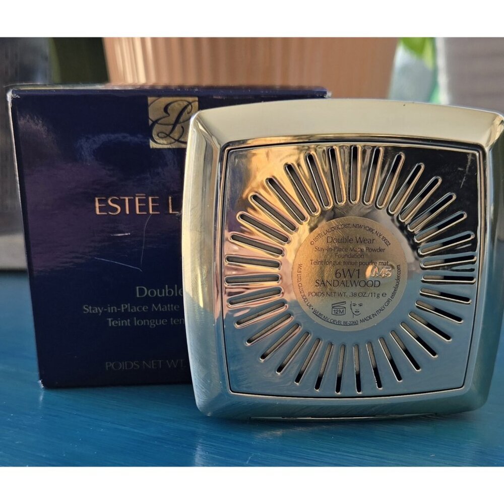 Estee Lauder Double Wear Stay-in-Place Matte Powder Foundation 6W1 Sandalwood - Picture 3 of 7